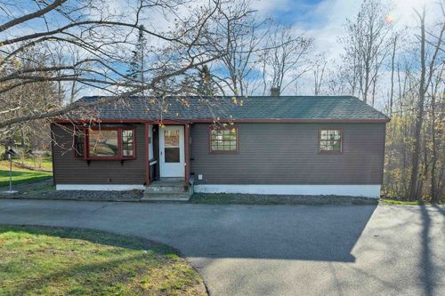 535 Ocean Rd, Portsmouth, NH, 03801-6021 | Card Image