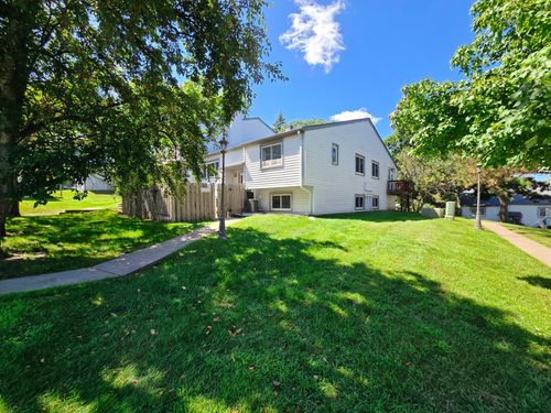 3419 Highlander Dr, Eagan, MN, 55122-1309 | Card Image