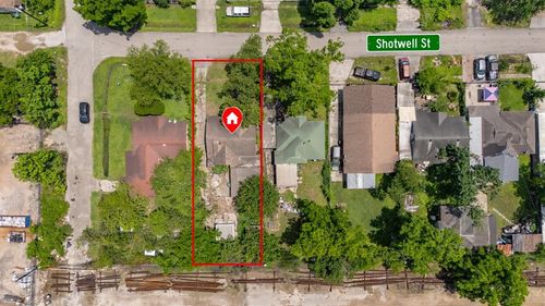 206 Shotwell St, Houston, TX, 77020-3040 | Card Image