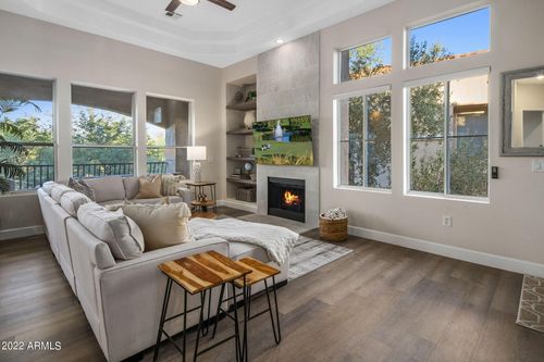 243-8245 E Bell Rd, Scottsdale, AZ, 85260-1019 | Card Image