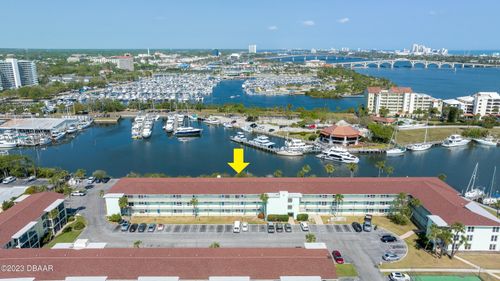apt-211d-715 S Beach St, Daytona Beach, FL, 32114-5431 | Card Image
