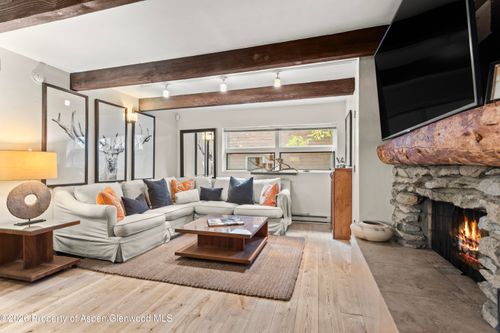 19-914 Waters Ave, Aspen, CO, 81611-2103 | Card Image