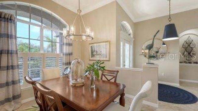 872 Clear Lake Dr, House other with 3 bedrooms, 2 bathrooms and null parking in ENGLEWOOD FL | Image 5