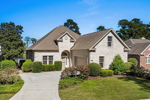182 Berwick Dr, Pawleys Island, SC, 29585-6743 | Card Image