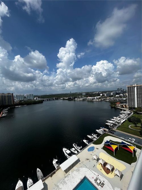 2102-250 174th St, Sunny Isles Beach, FL, 33160-3323 | Card Image