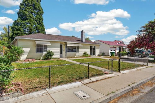 825 Capitol Hill Ave, Reno, NV, 89502-3048 | Card Image