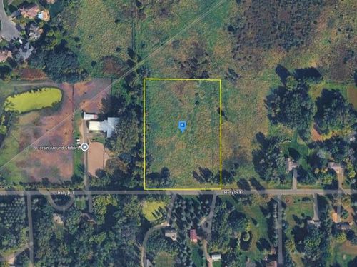 1601 Holly Dr E, Lino Lakes, MN, 55038-8754 | Card Image