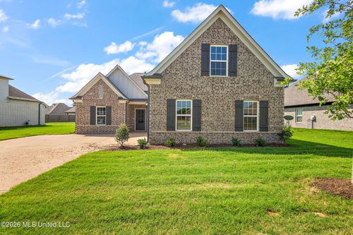 6441 River Ln, Walls, MS, 38680-1023 | Card Image