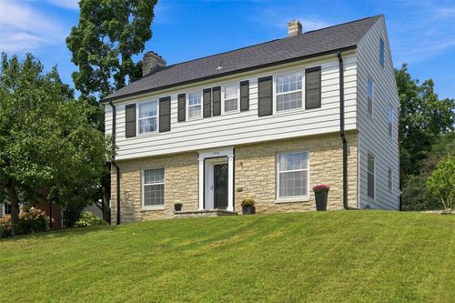 1926 Blake Blvd Se, Cedar Rapids, IA, 52403-4418 | Card Image
