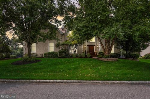144 Country Club Dr, MOORESTOWN, NJ, 08057-3974 | Card Image