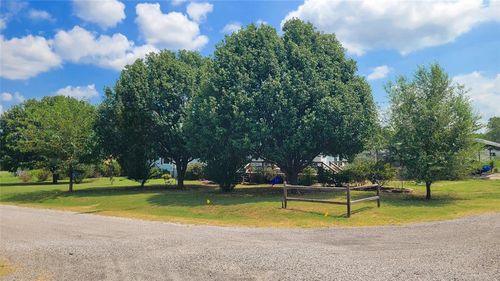170 S 7th St, Byars, OK, 74831-7044 | Card Image