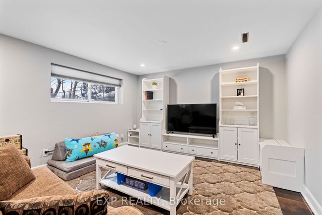 6792 Jill Dr, House other with 3 bedrooms, 1 bathrooms and 2 parking in Niagara Falls ON | Image 22