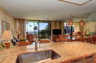 B309-25AB - 3543 Lower Honoapiilani Rd, Home with 1 bedrooms, 1 bathrooms and null parking in Lahaina HI | Image 3