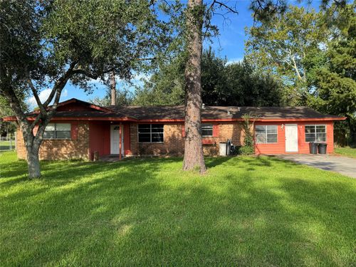 3221 County Road 890, Alvin, TX, 77511-7947 | Card Image