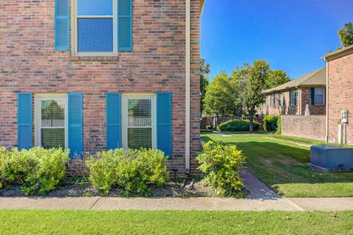 5845-5845 Park Ave, Memphis, TN, 38119-5152 | Card Image