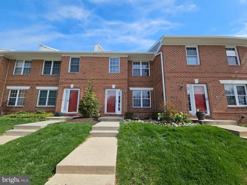611-750 E Marshall St, WEST CHESTER, PA, 19380-4439 | Card Image