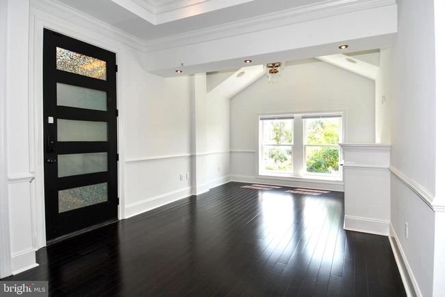 APT-3 - 719 12 Th St Se, Condo with 2 bedrooms, 3 bathrooms and null parking in WASHINGTON DC | Image 8