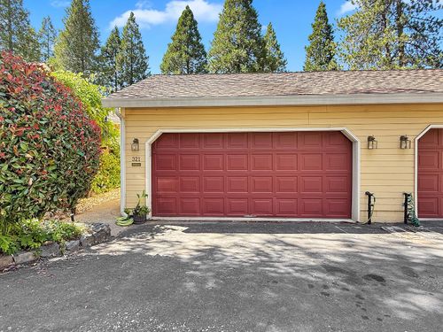 321 Bridge Way, Nevada City, CA, 95959-3034 | Card Image