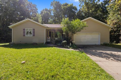 13612 Thompson Rd, Vermilion, OH, 44089-9551 | Card Image