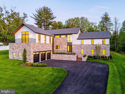 918 Ethan Allen Rd, BERWYN, PA, 19312-2208 | Card Image