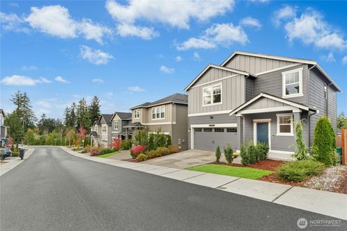 39-13030 13th Pl W, Everett, WA, 98204-3781 | Card Image