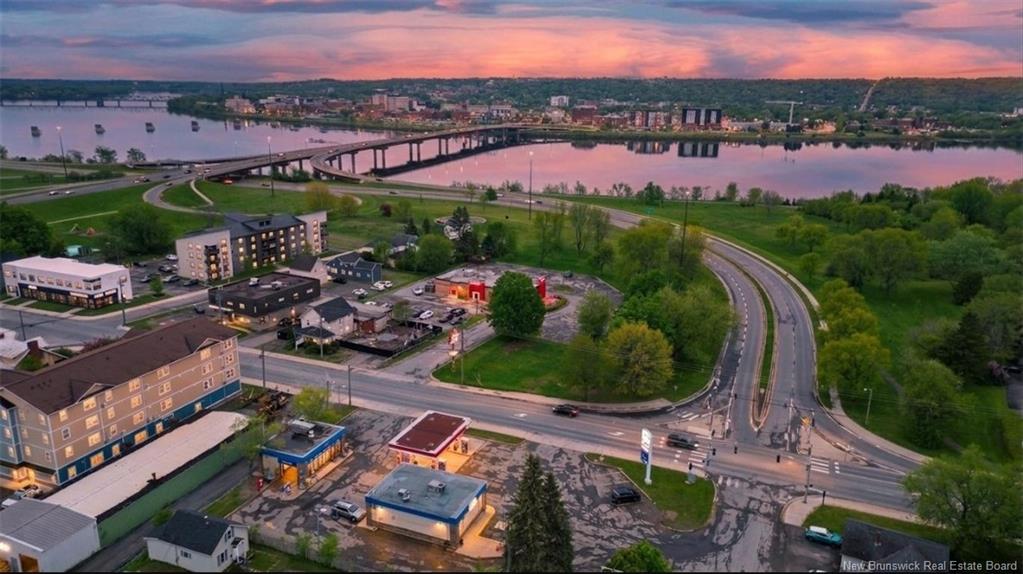 Land in Fredericton 2
