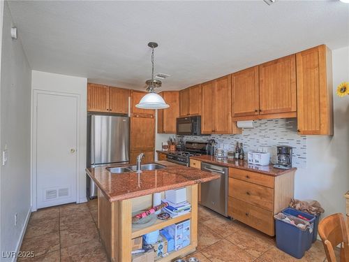 6162 Meadow Vista Ln, Las Vegas, NV, 89103-1127 | Card Image