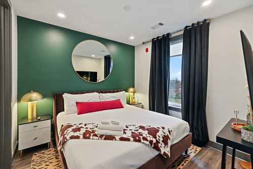 410-65 Lindsley Ave, Nashville, TN, 37210-2363 | Card Image