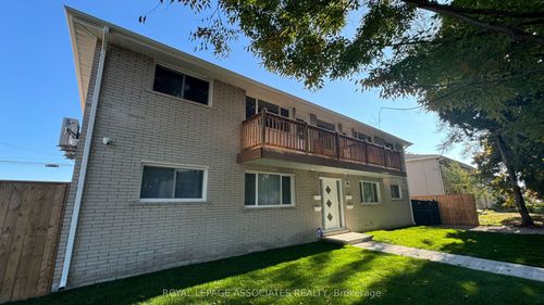 {{alt}} | Card Image