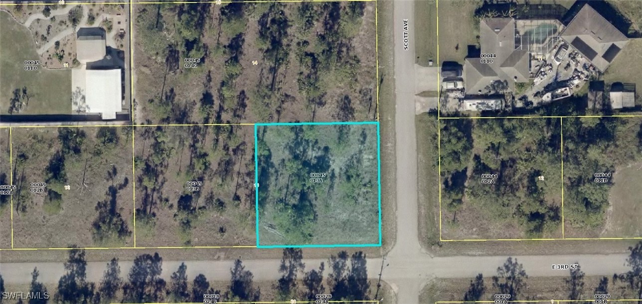 Land in Lehigh Acres 2