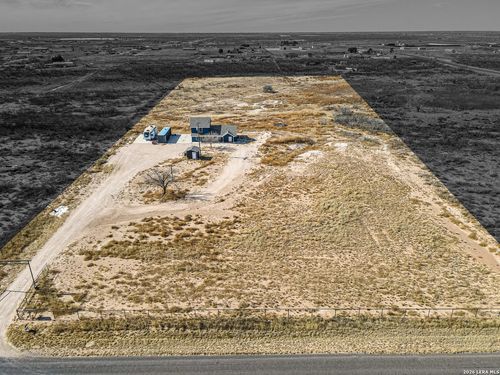 2381 County Road C2691, Stanton, TX, 79782-5025 | Card Image