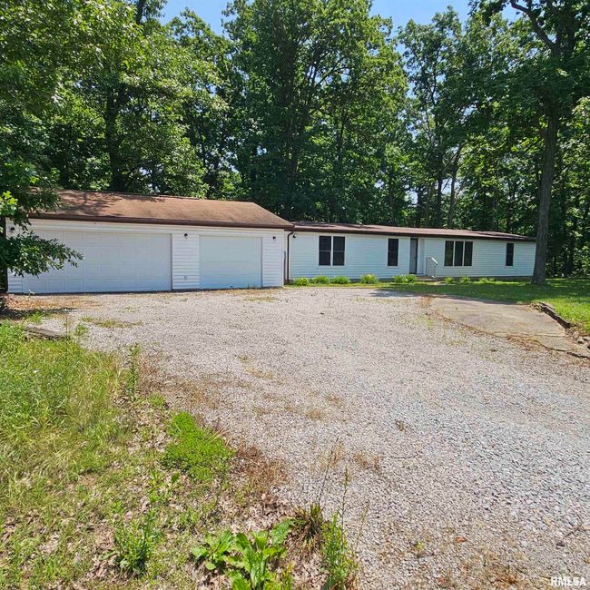 22488 N Mayflower Ln, House other with 3 bedrooms, 2 bathrooms and null parking in Dix IL | Image 53