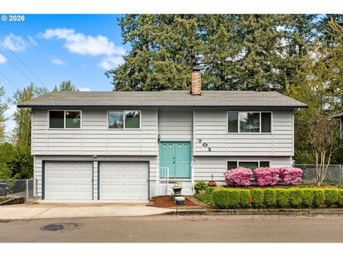 701 Ne Foothills Dr, Estacada, OR, 97023-7548 | Card Image