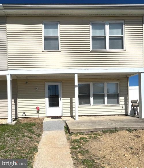 19 Lamont Ct, SICKLERVILLE, NJ, 08081-1904 | Card Image