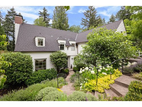2700 Sw English Ln, Portland, OR, 97201-1624 | Card Image