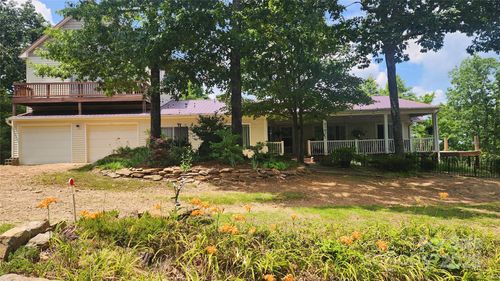 3181 Shag Bark Rd, Connelly Springs, NC, 28612-7161 | Card Image