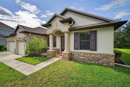 7945 Hampton Lake Dr, TAMPA, FL, 33647-3662 | Card Image