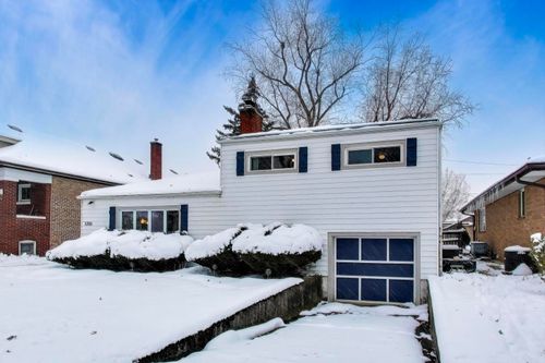 3206 Sunnyside Ave, Brookfield, IL, 60513-1330 | Card Image