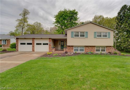 724 Strowbridge Dr, Huron, OH, 44839-1442 | Card Image