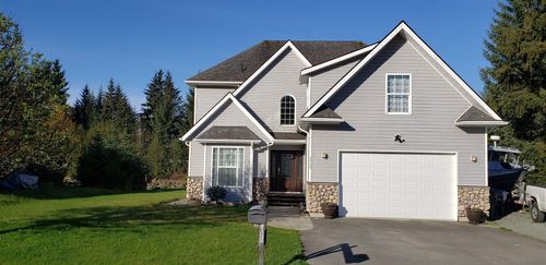 2323 Meadow Ln, Juneau, AK, 99801-9320 | Card Image