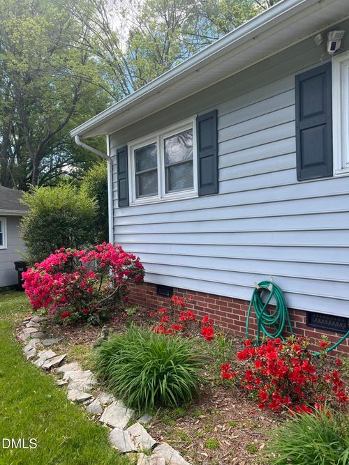 2017 Walnut St, Durham, NC, 27705-3279 | Card Image