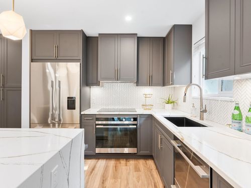 6-848 W 16th St, North Vancouver, BC, V7P1R3 | Card Image