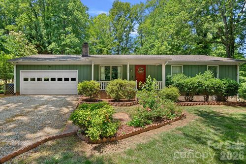 2099 Rock Springs Cir, Denver, NC, 28037-8023 | Card Image