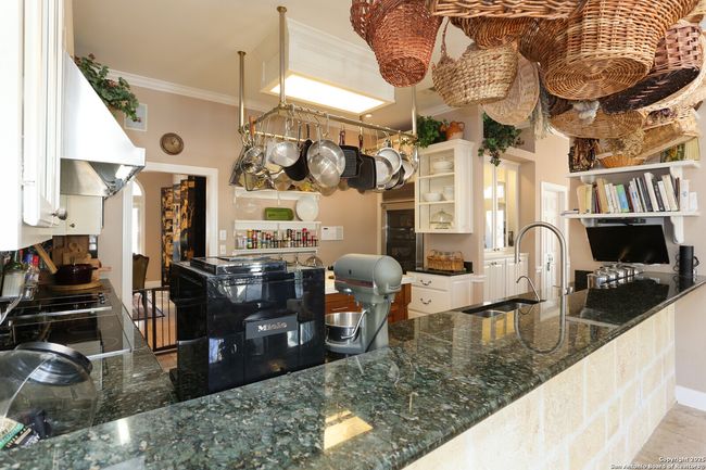 136 Falling Water Dr, House other with 3 bedrooms, 3 bathrooms and null parking in Spring Branch TX | Image 15