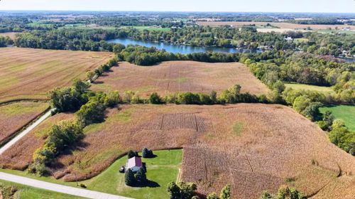 2140 S 500 E, Lagrange, IN, 46761-8800 | Card Image