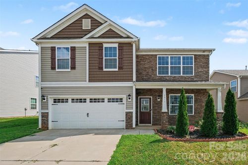 7577 Nolen Farm Dr, Gastonia, NC, 28056-9506 | Card Image