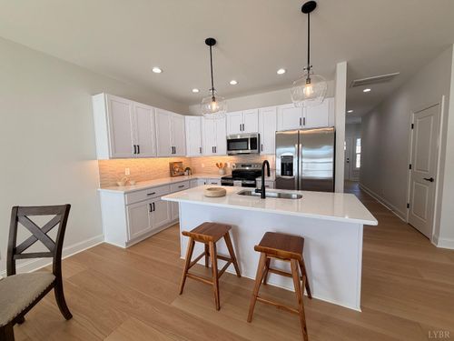 206-536 Leesville Rd, Lynchburg, VA, 24502-2344 | Card Image