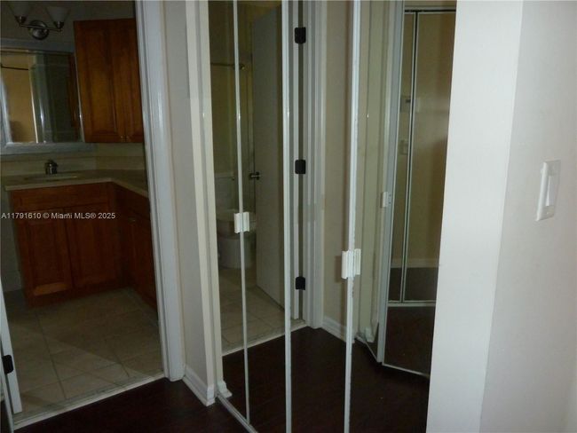 17050 Nw 22 Nd St, Townhouse with 3 bedrooms, 3 bathrooms and null parking in Pembroke Pines FL | Image 22