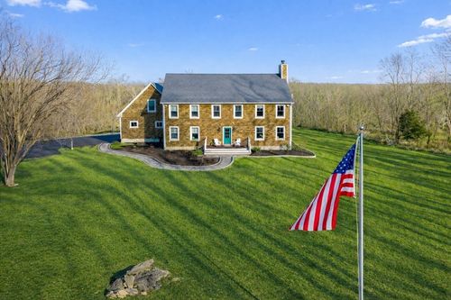 100 Bradley Street, Seekonk, MA, 02771 | Card Image