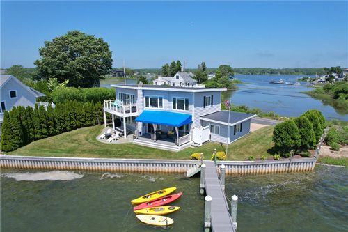72 Marine Dr, Narragansett, RI, 02882-4620 | Card Image